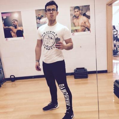 18. British. Student. Hobbies include working out, surf. Looking to become a sponsored Athlete Believe you can and you're halfway there
instagram - jaytfitness_