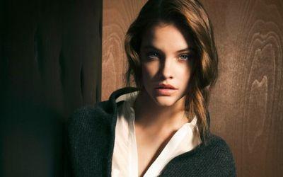 I'm Hera and The Sister  of Laura and Derek and Cora ,I'm born Werewolf  ,Daughter to Talia Hale ,Niece to Peter Hale {Teen Wolf}{OC}{18+}{Untamed}