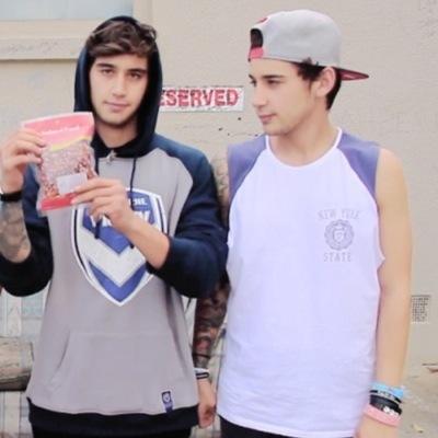 skipbruh's profile picture. inlove with 5 beautiful glenroy boys ♡