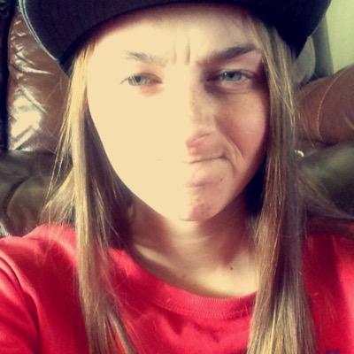Hello there! Im Courtney and I play Xbox. Gamertag: Syko Koala
If you want to talk then msg me! Otherwise enjoy my new Twitter and be sure to stay epic :3