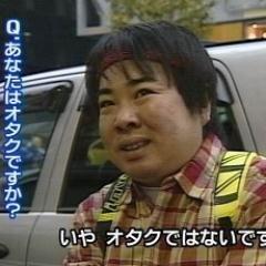 らっこ。小2のときにらっこの神にらっこになる力を与えられた。先祖はいぬ。嗅覚と聴覚、味覚に優れている。人間の世界とらっこの世界をいきき。5616322。Mr.Children-らーめん-古都-飛ぶこと-ネコカフェ