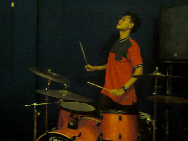 Sory lam always happy |bismillah lulus 2015 .aminnn |