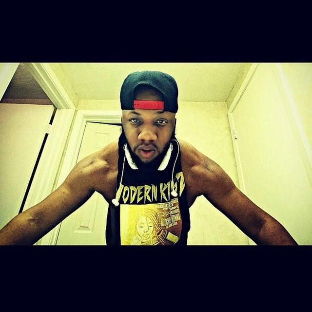 follow me on instagram  @_d3adk1ngz_