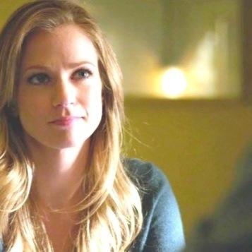 ajisanangel's profile picture. velez oscuro una luz alumbra a los chicos harry canta straight out of the plane to a new hotel hacen una pausa y el estadio estalla