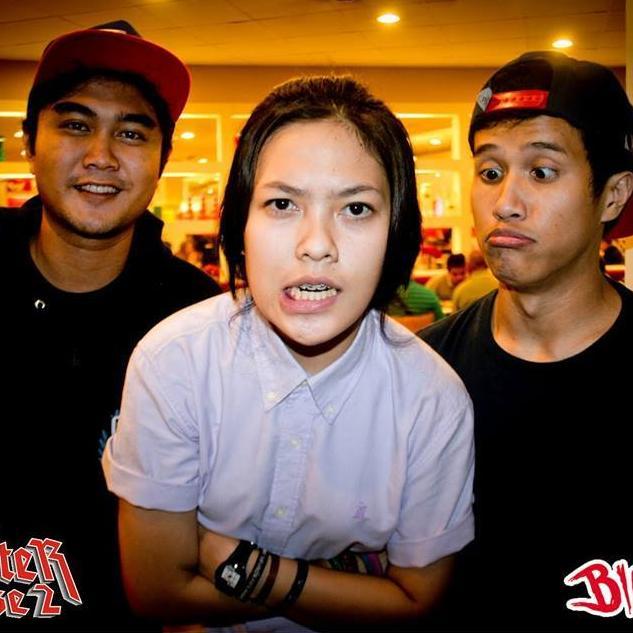 Cheersup_CLK's profile picture. This is Cheers Up Family Cicalengka info: @rianramdani84 line: billfoldCLk (+)230F453B https://t.co/o2KXfYygdp