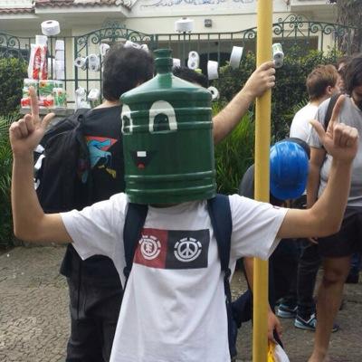 Pela liberdade!