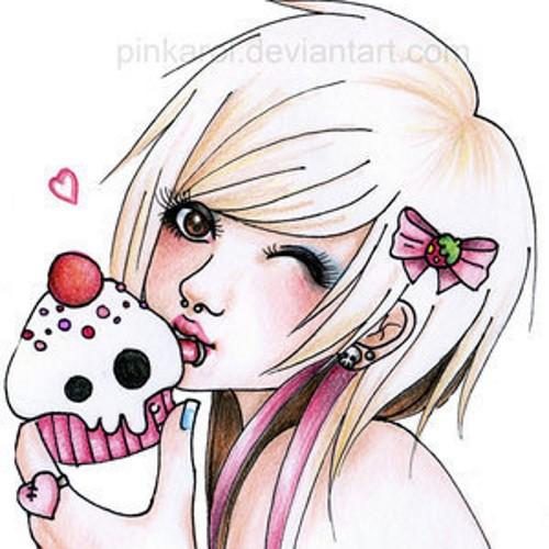 My real name is charlotte but most call me Charlie im 27 I have 3 gourgess daughters amateur artist and trainee jeweller