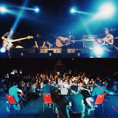 Groove Pop Accoustic Band. @ipang183 (voc) | @ilmanpuranto (guitar) | @danielcahyoseto (bass) | @isepsujardi (cajon) - Booking Contact : Irfan - 087809904659