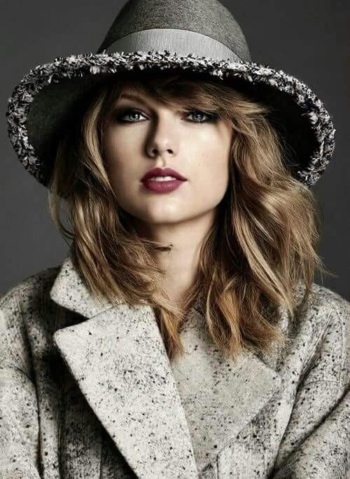 Ich liebe die Musik of Taylor Swift Ich bin ein großer Fan dieser Musik meine Idole
Berlin,Germany