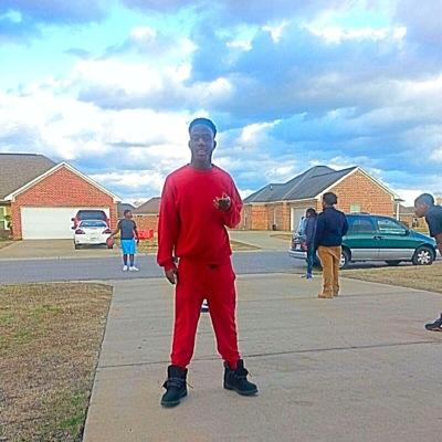 Trizzy instagram:@_famous.trizzy