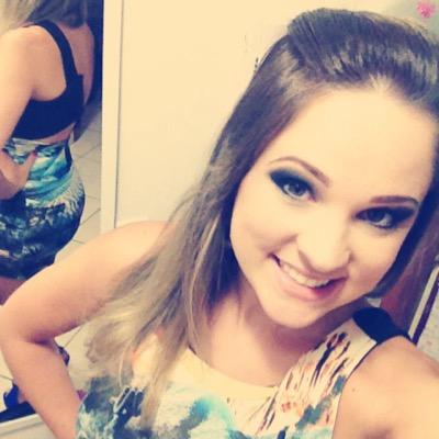 Clareza na ideia, pureza no coração, sentimento como guia, honestidade como religião. ✌️