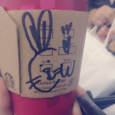 グッズ譲ってます。希望額かいてリプください