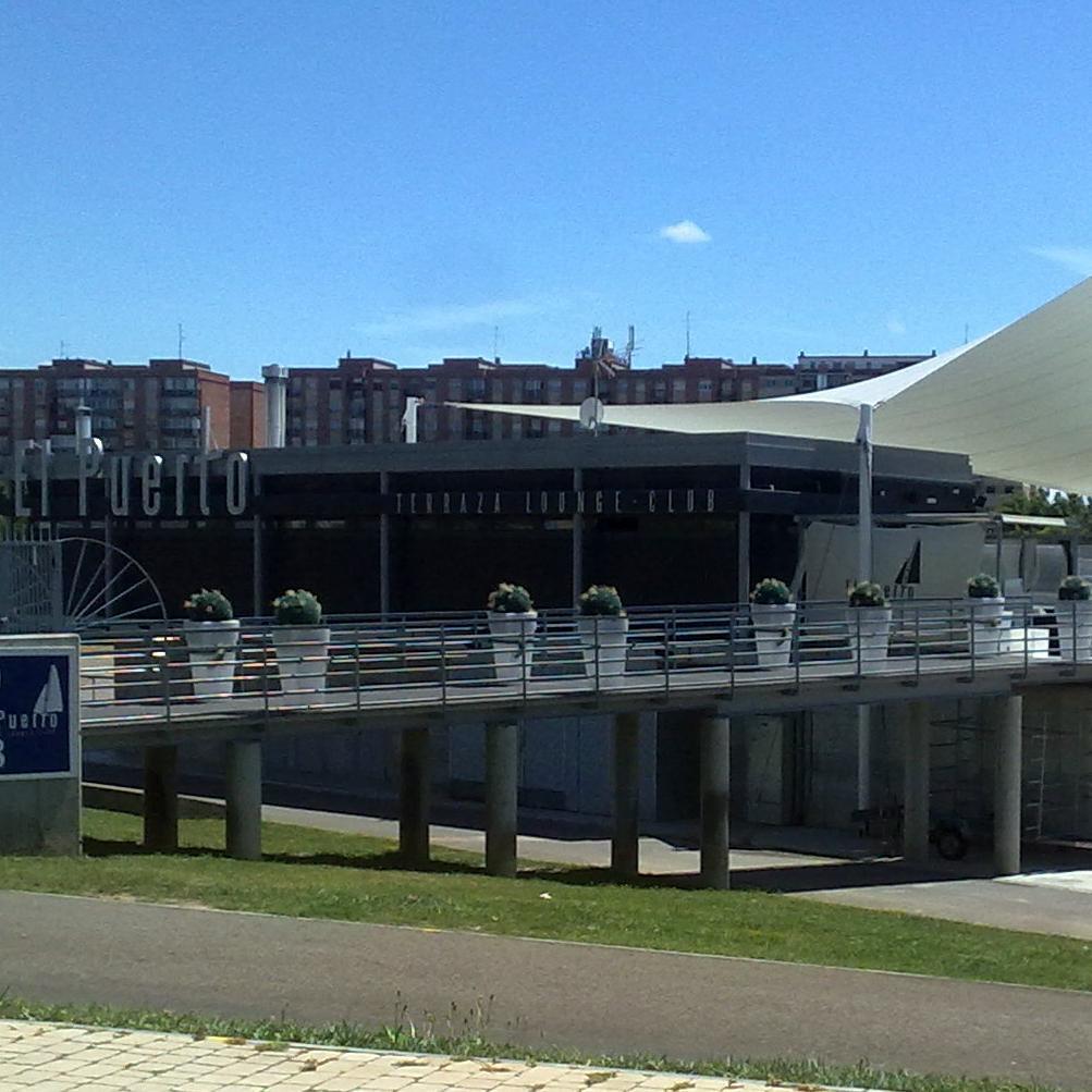 Terraza Lounge Club El Puerto. Paseo de la Ribera s/n (Embarcadero de Vadorrey) Zaragoza, España https://t.co/9RJiH0OC1O