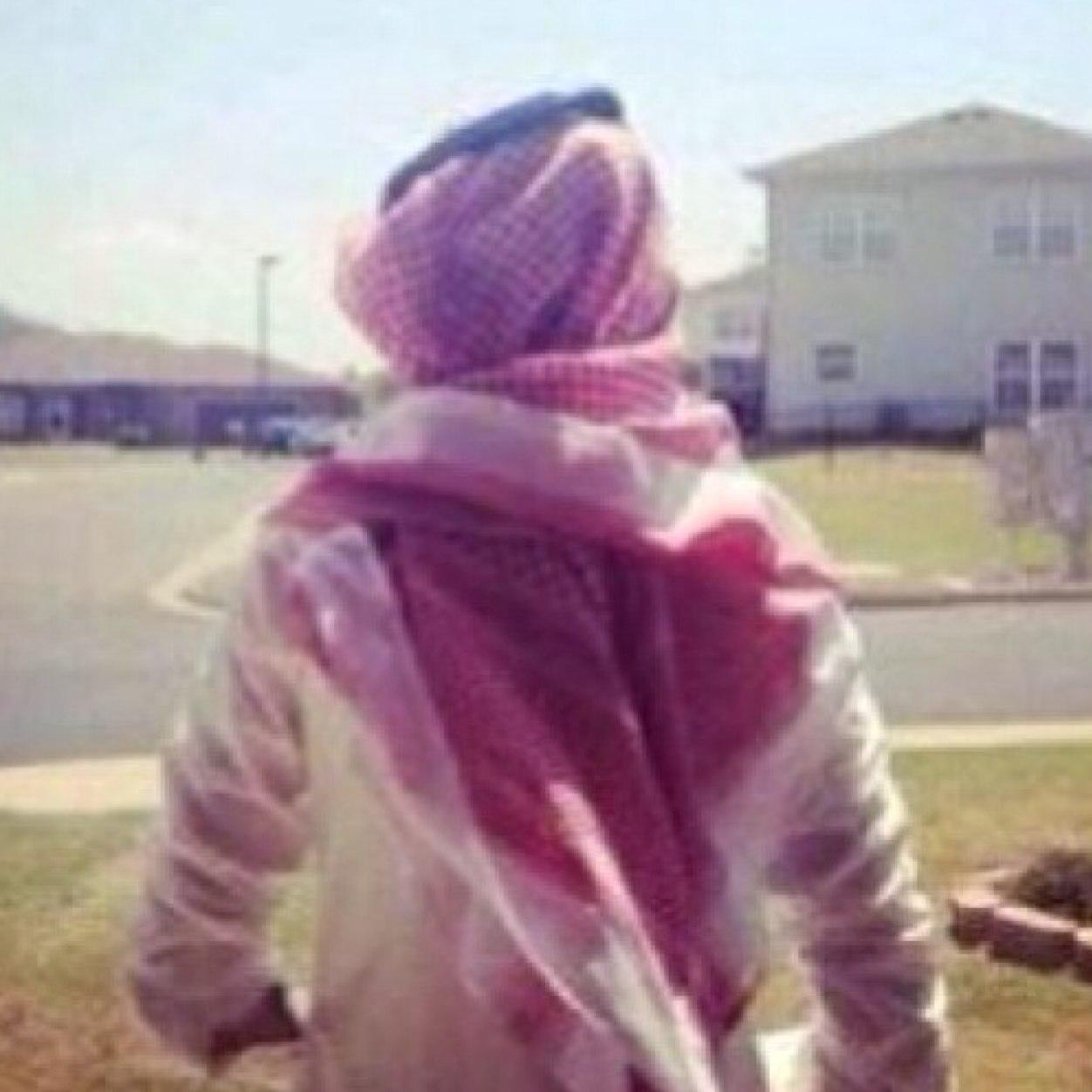 تقهويتك سنين ولا نويت اهز فنجالي 
         ـــــــــــــــــــــــــــــــــــ
        ـــــــــــــــــــــــــــــــــــ     
        المملگه آلعربيه السعوديه