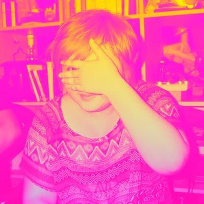 dutyfreesins's profile picture. Easily distracted, not so easily impressed.