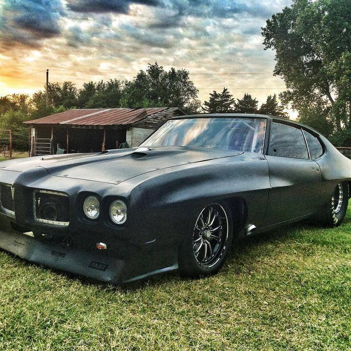 R_Barnett72's profile picture. 