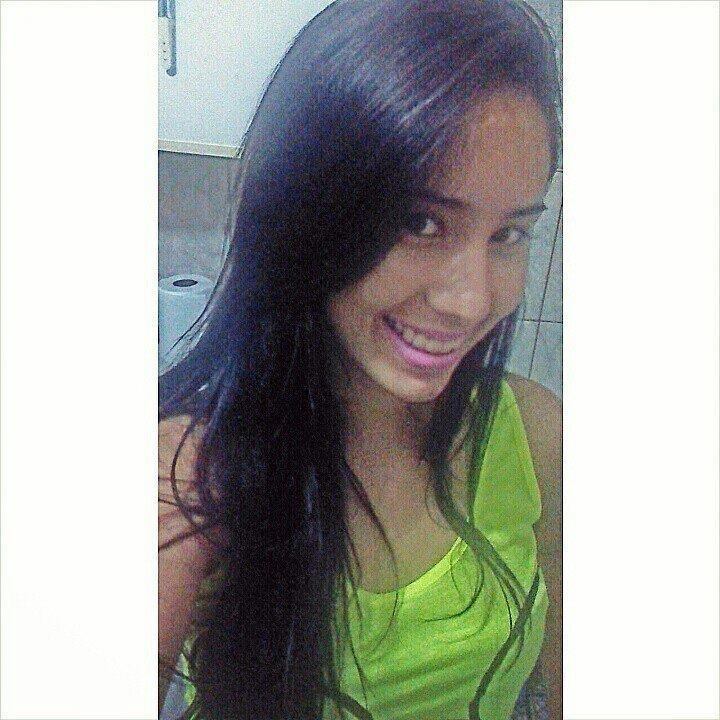 Never give up your dreams :*
.