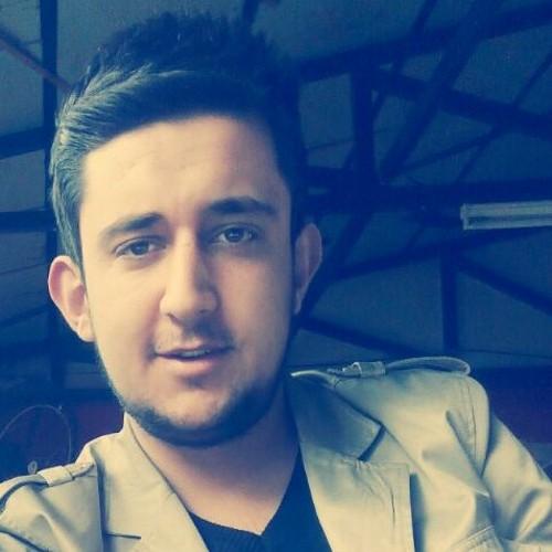 Herkesle kahve içilmez çünkü kahve yalnızlıktır. Beraber kahve içtigin kişi yalnızlıgını bozduguna degmeli.