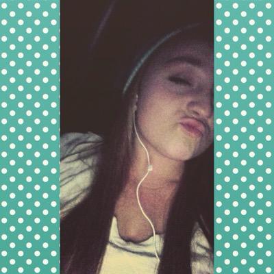 Katelamoureuxxx's profile picture. Katelin Danielle Not much to say Everything in the end is going to be okay, if it's not okay then it's not the end❤️✌️