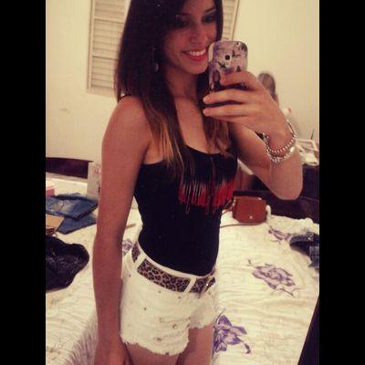 19 anos,Mineira e Brasileira....
Apaixonada por músicas.      Snap:raquelcouti