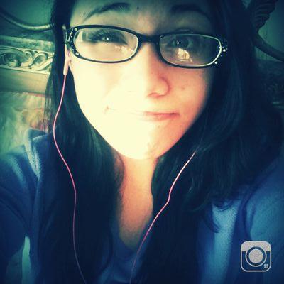 bio bio bio ugh ok hey ppl
I'm a punk rock girl and I'm a nerd and I LOVE Danny Edge and Paul Zimmer and 5seconds of summer