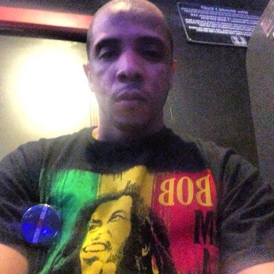 PoolSweepa's profile picture. 