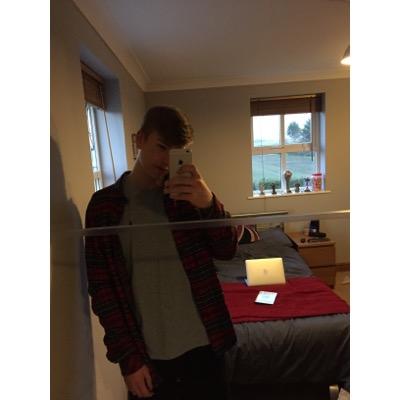 18 / Peterborough / Deeping / snapchat: ollie1015 /