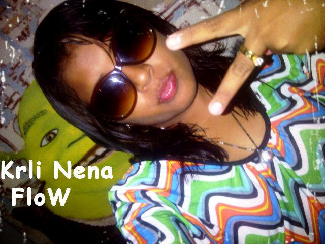 soy una chika muy divertida ......full amigable ....amante de la musica.....segueme y te sigoow