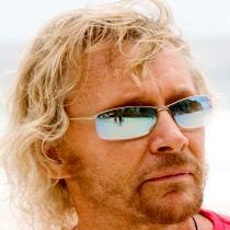 Twitch_meercos's profile picture. give meercos details plz