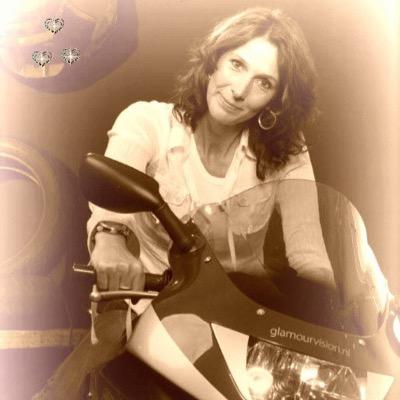 carooltjuhh's profile picture. 