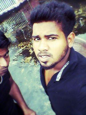 sMoKinG  wEEDs eaTinG yOUGht.. 
:-)