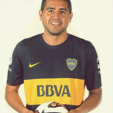 Ex jugador de fútbol,Bostero hasta el cajón,No soy solo un jugador amo el futbol y defiendo mis colores hasta morir C.A.B.J♥