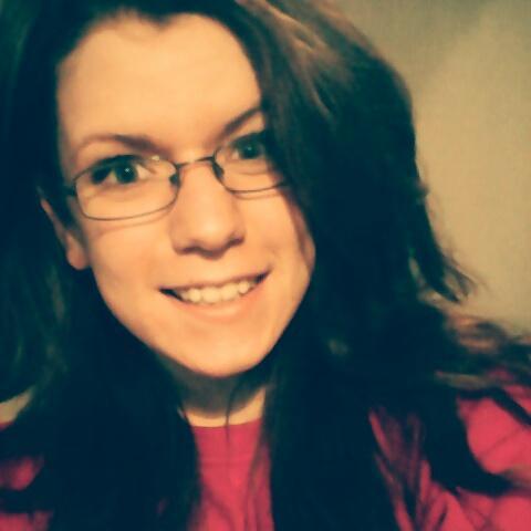 |Regina| 17 |Smiler|Rocker|...stb| instagram: redzsi97 snapchat: redzsi97