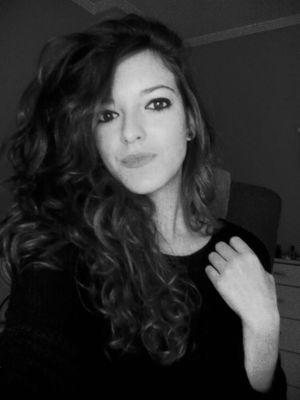 93Ainhi's profile picture. 