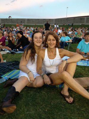 amyarno's profile picture. 