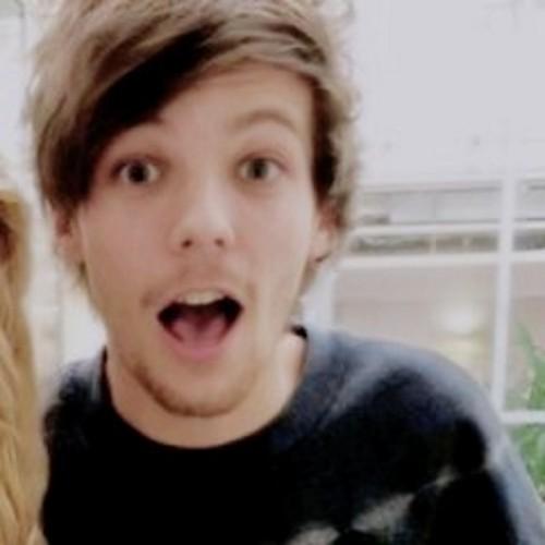 Free follow from @RiriAlieva .dont follow back,just RT the first tweet.please its important