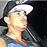 Follow me I'm ugly!