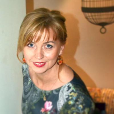 skaistas un gardas dizaina tortes, cukura glazūras dizaina cepumi un citi smalki un gardi kārumi Jūsu īpašajiem mirkļiem