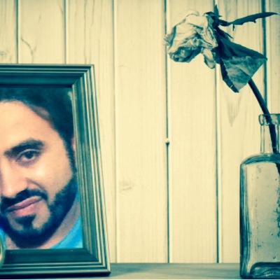 ﻻتعاندني وانا راسي عنيد ترا
الجفا عندي ، مثل رد السلام'! }shakr_333}
