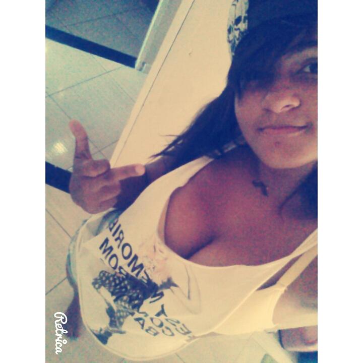 Lilly_452's profile picture. O sorriso mais bonito é o que luta  contra as lágrimas derramadas.