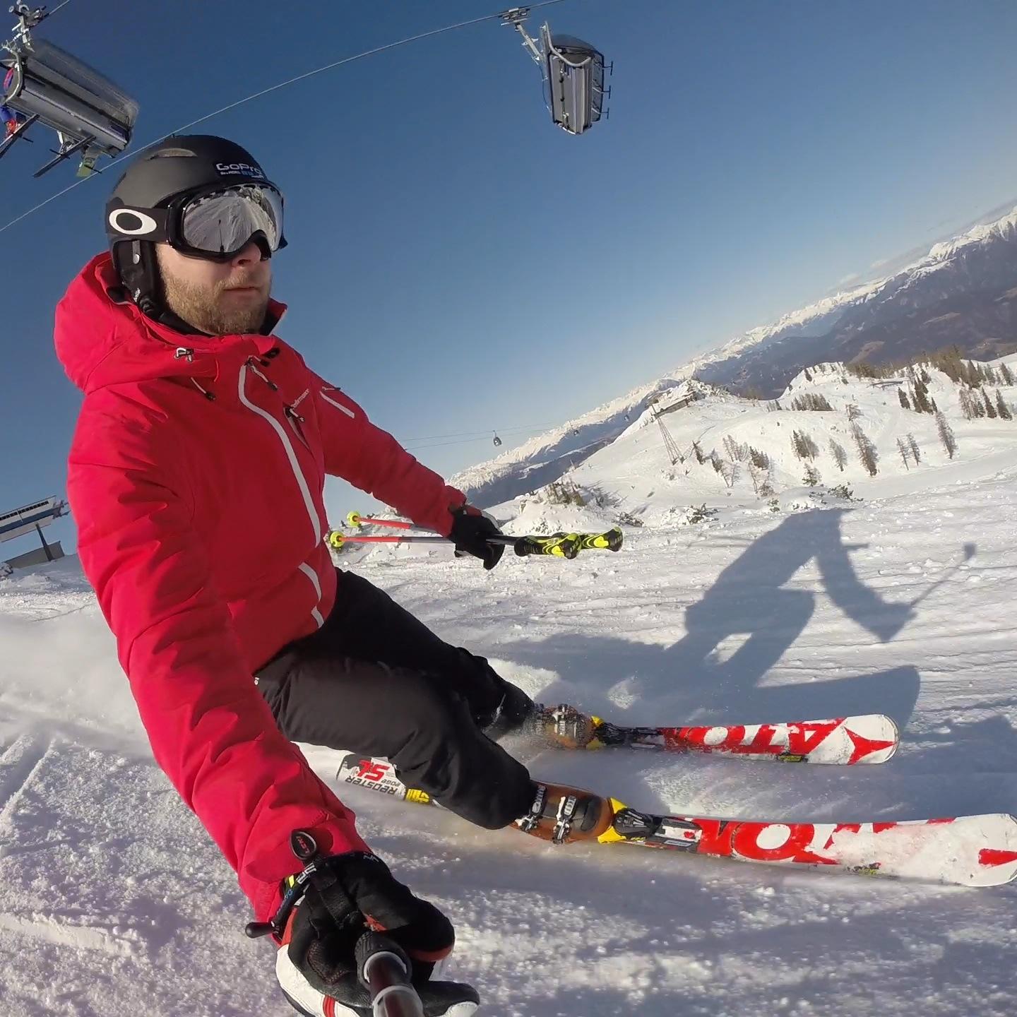 uggochris's profile picture.