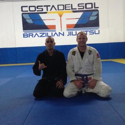 personal trainer in Teddington. BJJ player. surf /skate/ and love of the great outdoors ! nutritional advisor !
