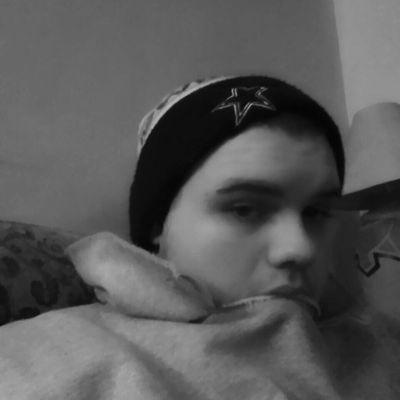 Love gaming like to have fun and I'm down for anything