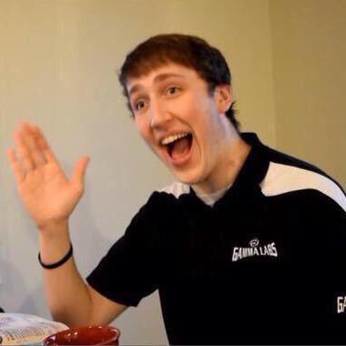 pKraZe10's profile picture. Co-Leader of Pyrexx Gaming competitive team
Dm if interested in joining