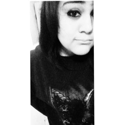 whoreshanker's profile picture. longboarding & pizza,                    
get your daily herbs (;