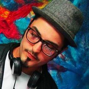 DJ Residente do club de Rock Alternativo DJ CLUB BAR nas festas *Hi - Fi *(Sextas) & S.O.U.N.D(Sábados)