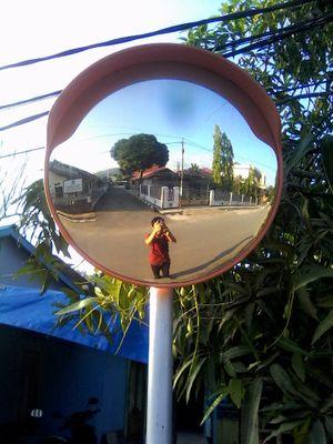 twitt saya di sini