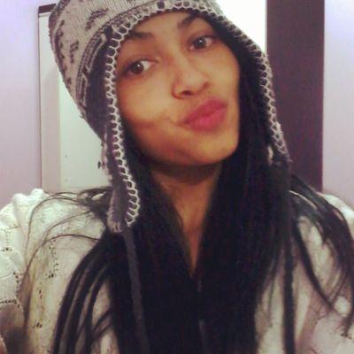 Fala pra tua tristeza que Deus ama o teu sorriso!!◕‿◕
