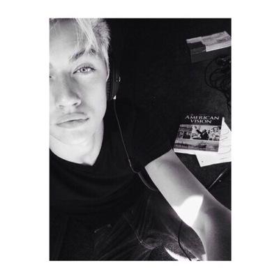 SwagLikeBiebah_'s profile picture. 