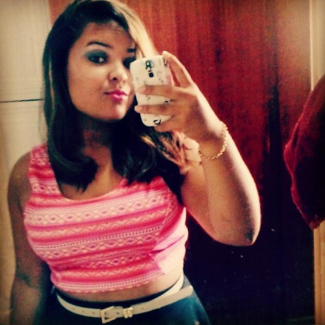 Faço de mim casa de sentimentos bons, onde a má fé não faz morada e a maldade não se cria.. ♚ whats : 997681331